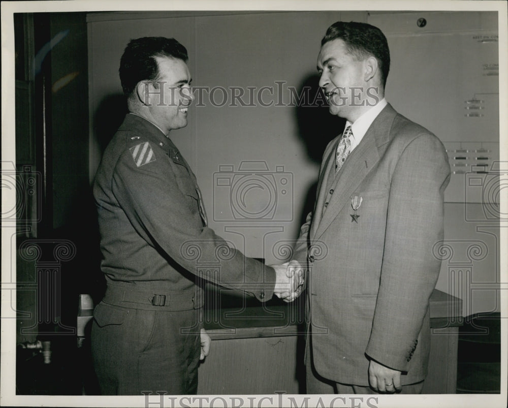 1953 Fred Laffey, Lt. Edward Smith in Boston - Historic Images