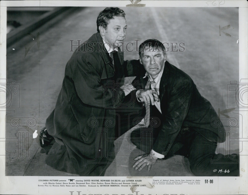 1951 Press Photo Luther Adler and David Wayne in scene from &quot;M&quot;. - Historic Images