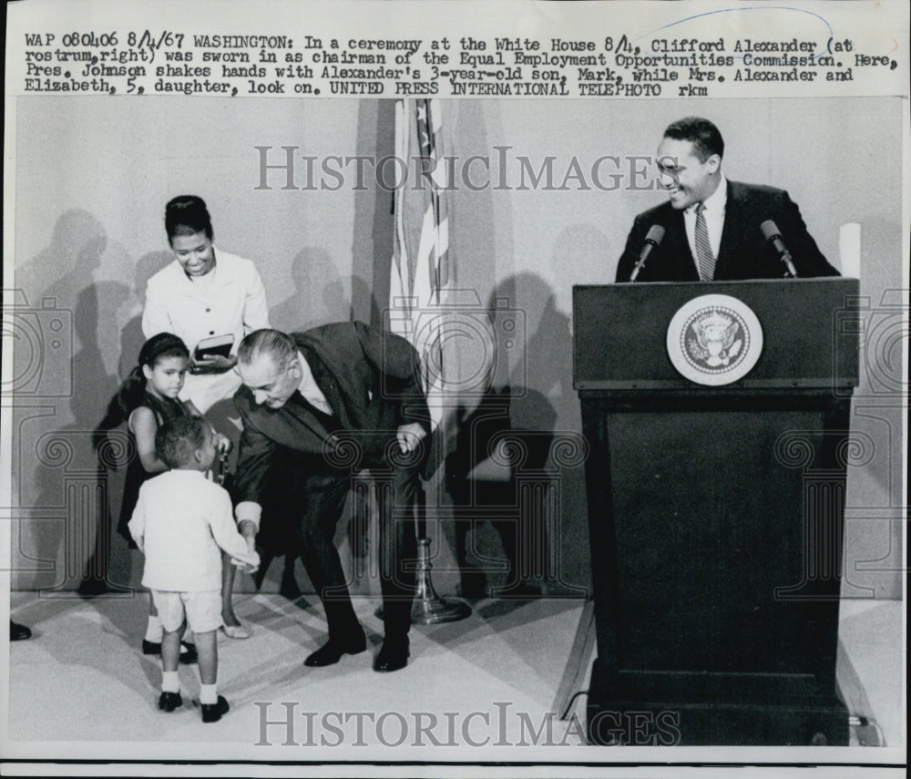 1967 Press Photo Clifford Alexander Chairman Equal Employment Opportunities - Historic Images