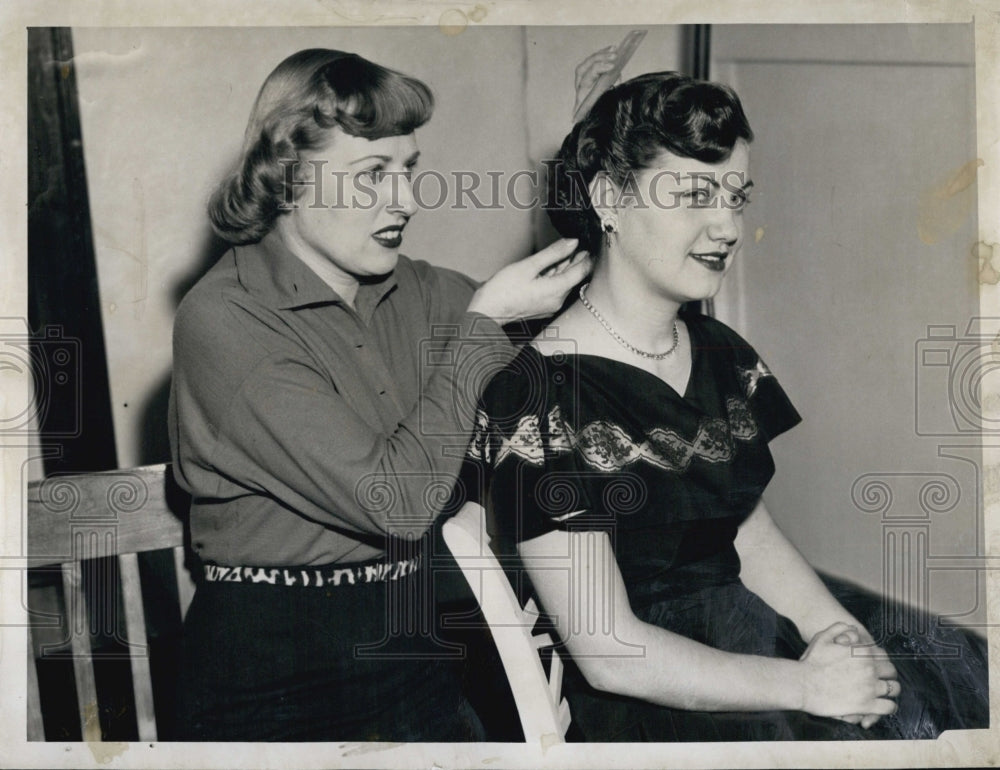 1950 Press Photo Ruth Miller, Violet Koumari, Model - Historic Images