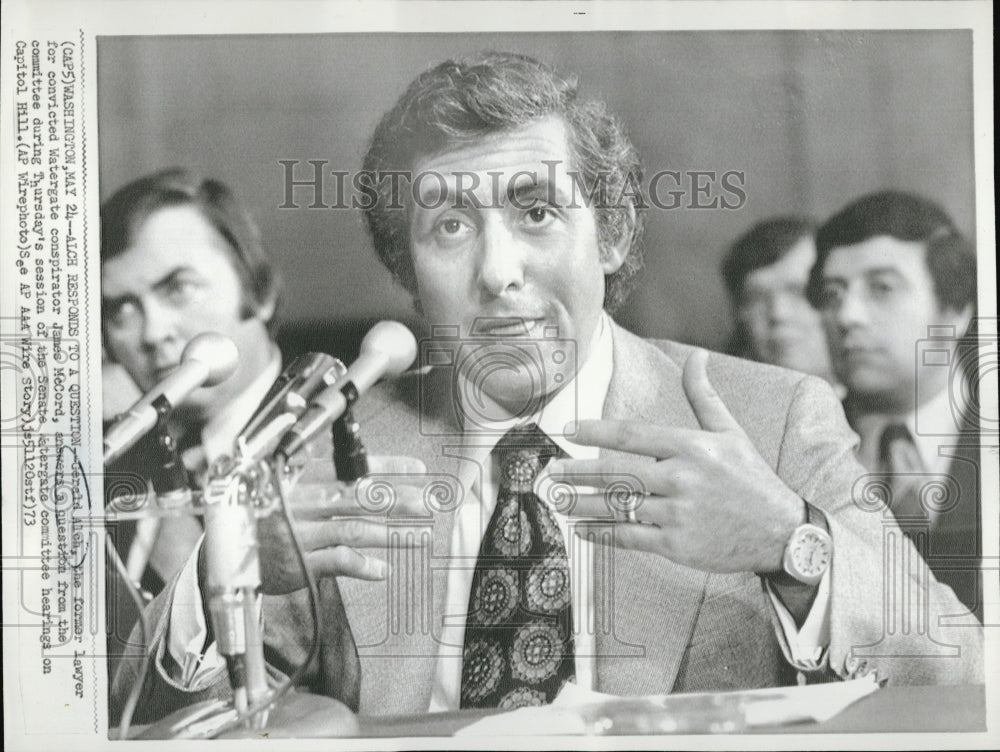 1973 Press Photo Gerald Alch former atty Watergate conspirator James McCord - Historic Images