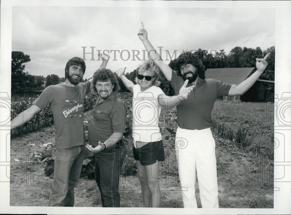 1986 Press Photo Gentry, Cook, Herndon &amp; Owen in &quot;Alabama,My Home&#39;s in Alabama&quot; - Historic Images