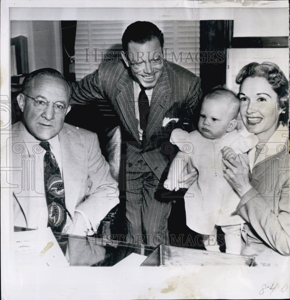 1952 Press Photo Actress Gail Patrick with husband and adopted baby Stanley. - Historic Images