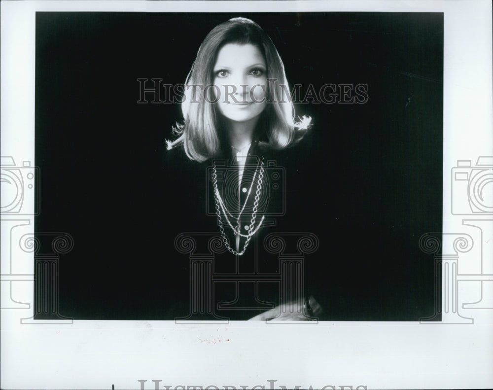 1977 Press Photo Dana Valery - Historic Images