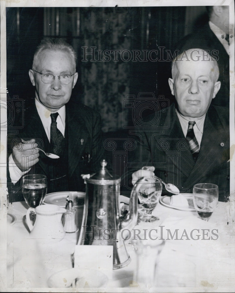 1946 Press Photo American Legion State Dept Historian Timothy Mahoney - Historic Images