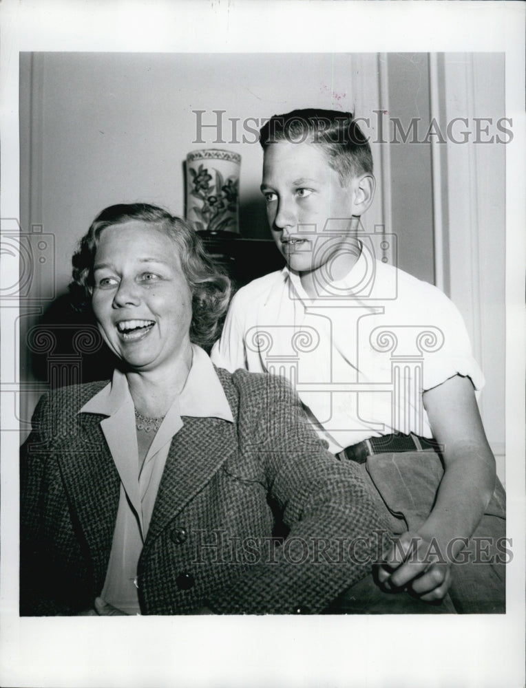 1942 Press Photo Mrs. Francis Sayre, wife of US High Commissioner to Philippines - Historic Images