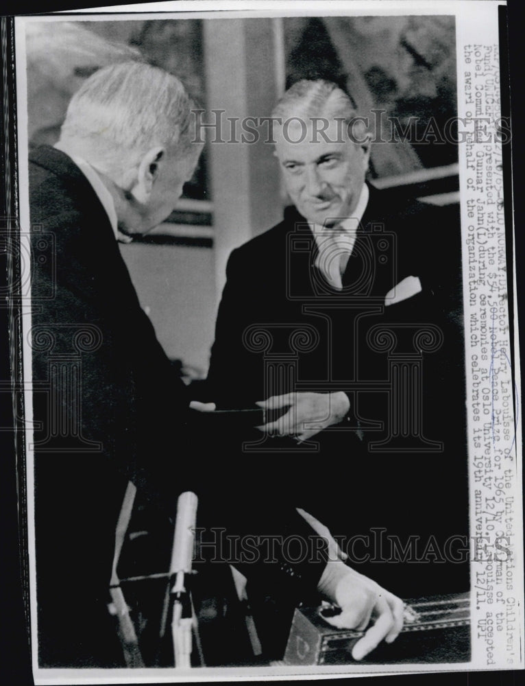 1965 Press Photo Henry Labouisse Director of United Nations &amp; Gunnar Jahn - Historic Images