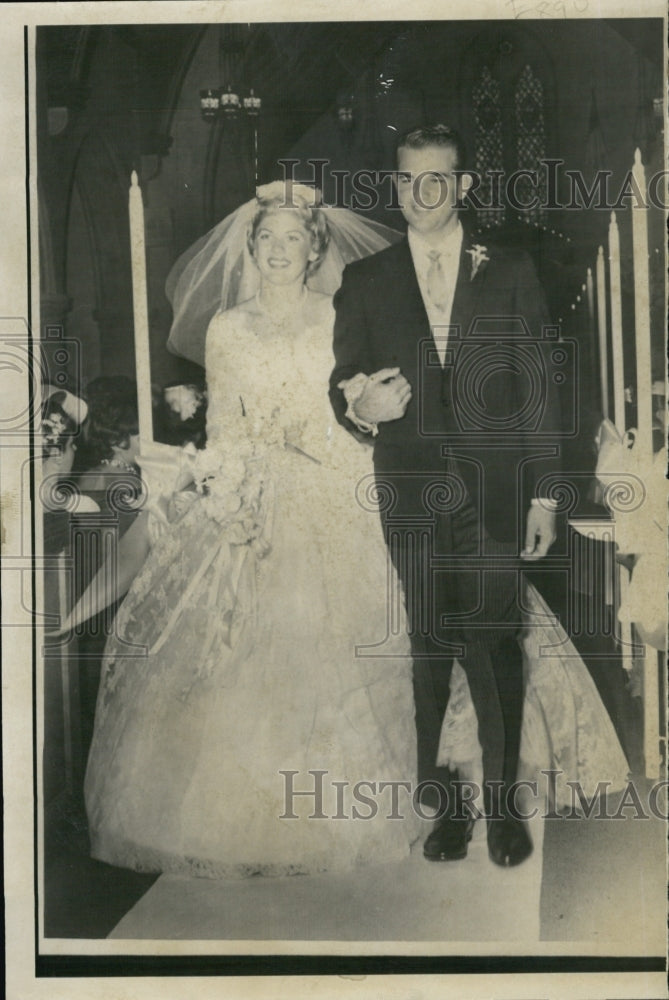 1959 Press Photo Actor Allan Ladd Jr. and his bride Patricia Ann Beazley - Historic Images