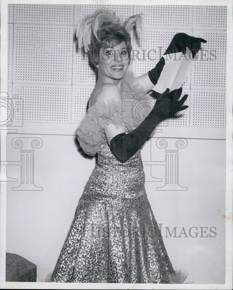 1961 Actress India Adams stars in musical comeday hit &quot;Can-Can&quot;-Historic Images