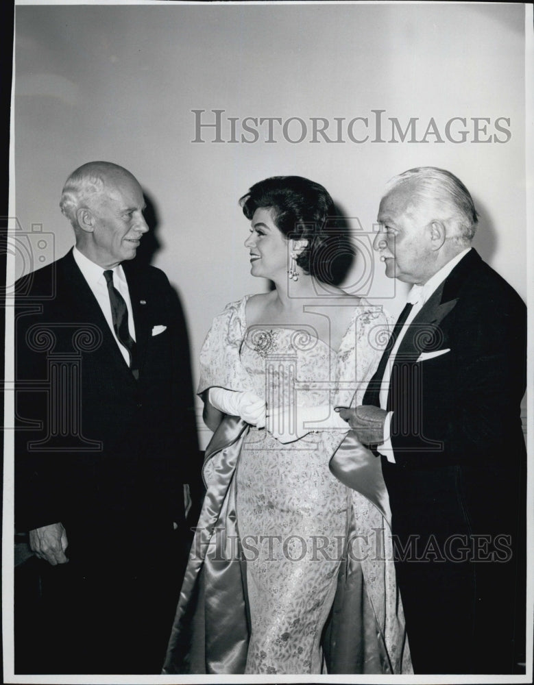 1962 Soloist Mildred Miller chats with Conductor Arthur Fielder.-Historic Images