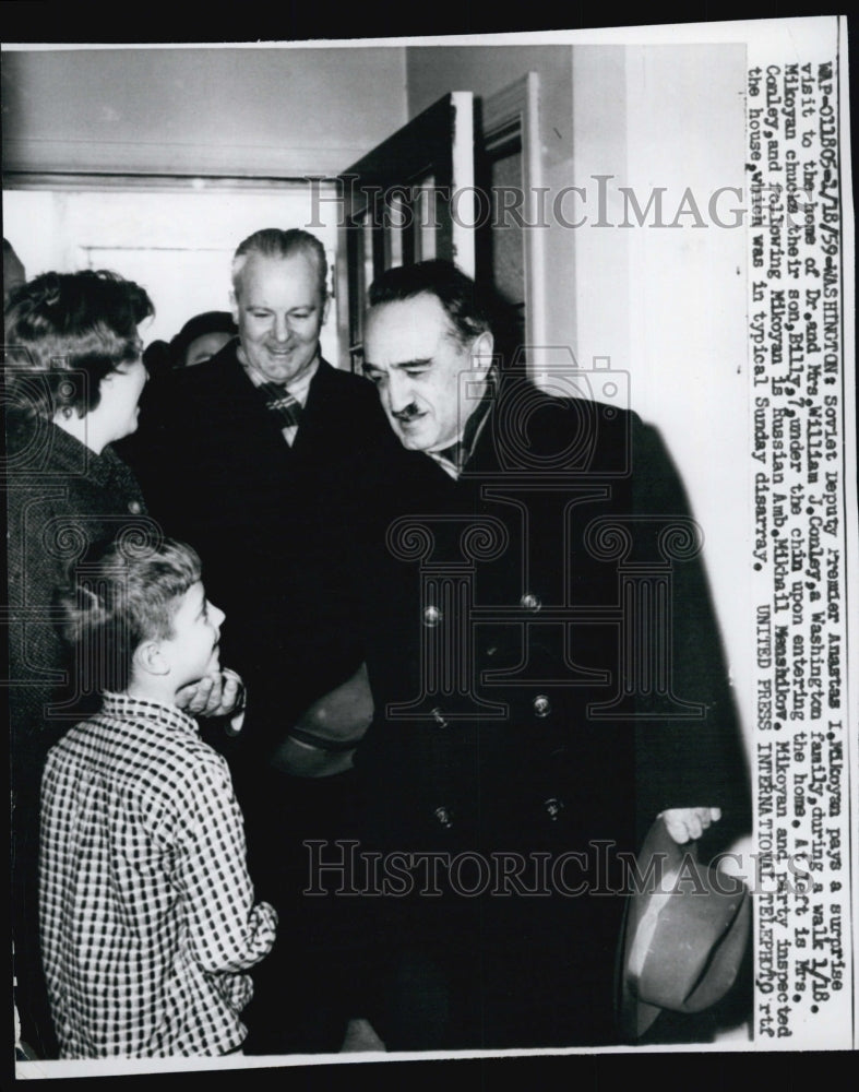 1959 Soviet Dep. Premier Anastas Mikoyan visits Dr. & Mrs. Conley-Historic Images
