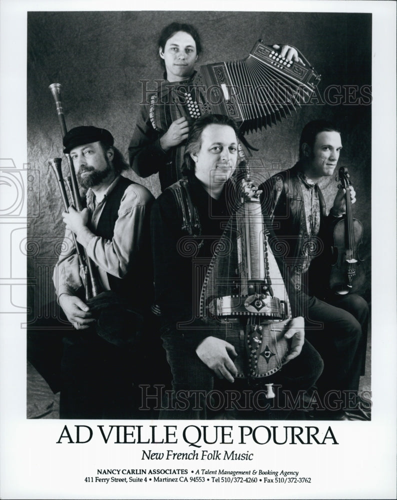 Ad Vielle Ques Pourra,  Quebec music group, plays Brenton Folk Music-Historic Images