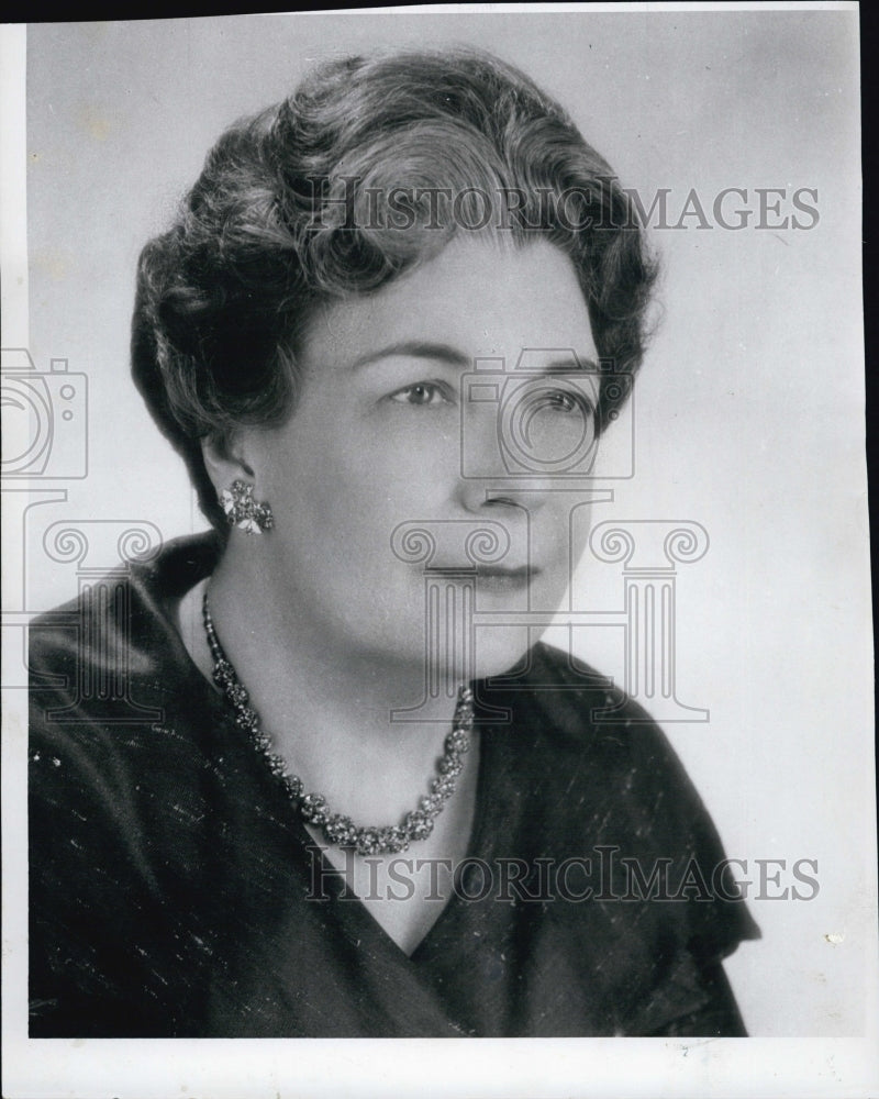 1962 Julia McComcbs.-Historic Images