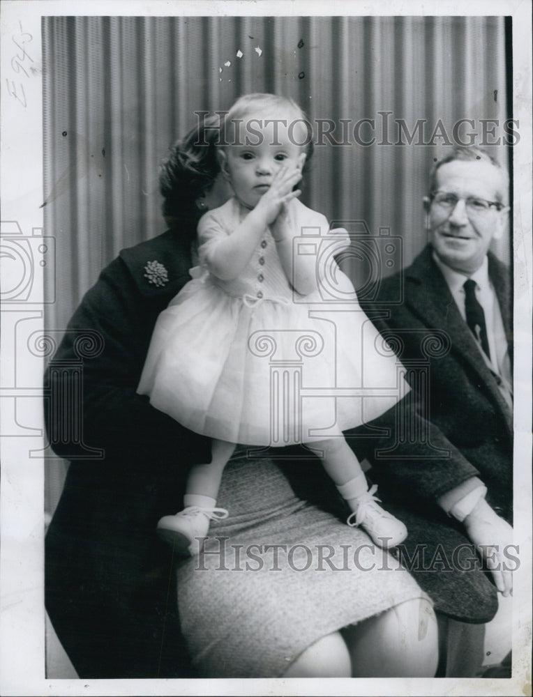 1965 Press Photo Margaret Ann Mcclintock 11 months old - Historic Images