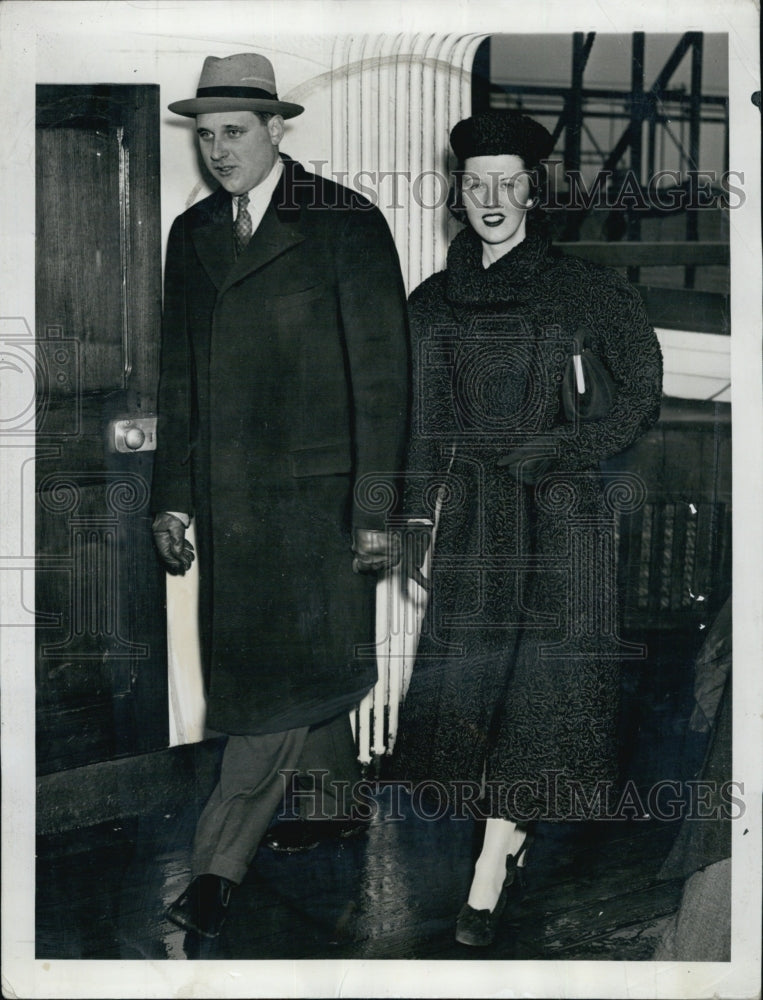 1938 Mr. and Mrs. John Jacob Astor off to Europe for vacation.-Historic Images