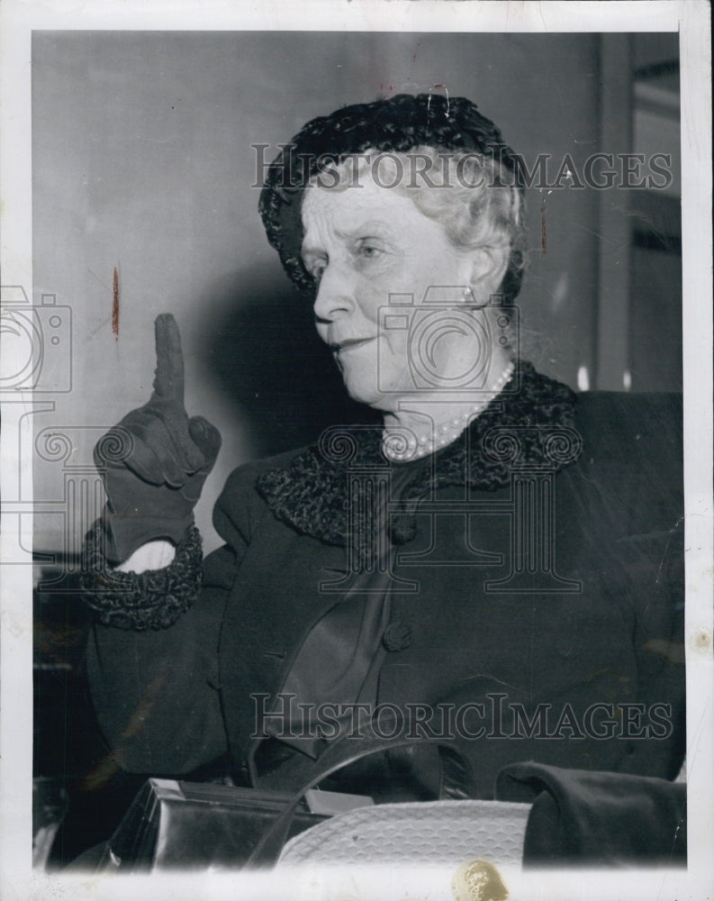 1953 Viscountess Nancy Astor aboard the Cunard Liner Media-Historic Images