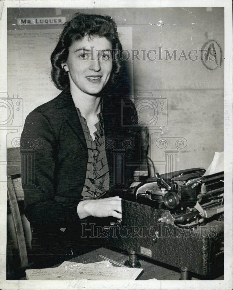 1942 Miss Kathleen Groclser.-Historic Images