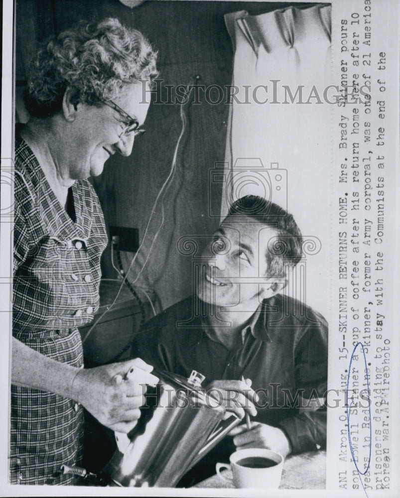 1963 Former Army Corporal Lowell Skinner with Mrs. Brady Skinner-Historic Images