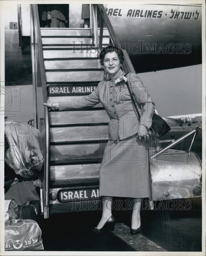 1954 Mrs. Isadore Slotnick of Brookline, MA-Historic Images