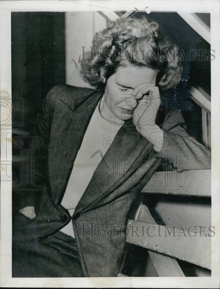 1946 Virginia McElhiney Charged with Killing her Husband with Poison-Historic Images