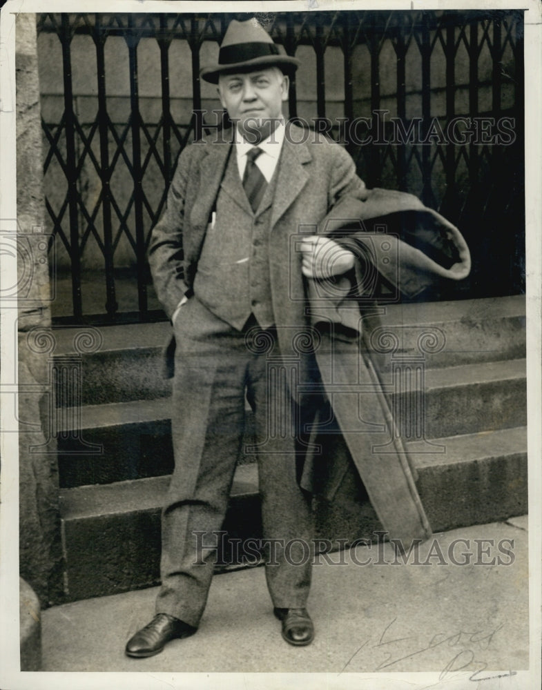 1983 Edward McKnight.-Historic Images