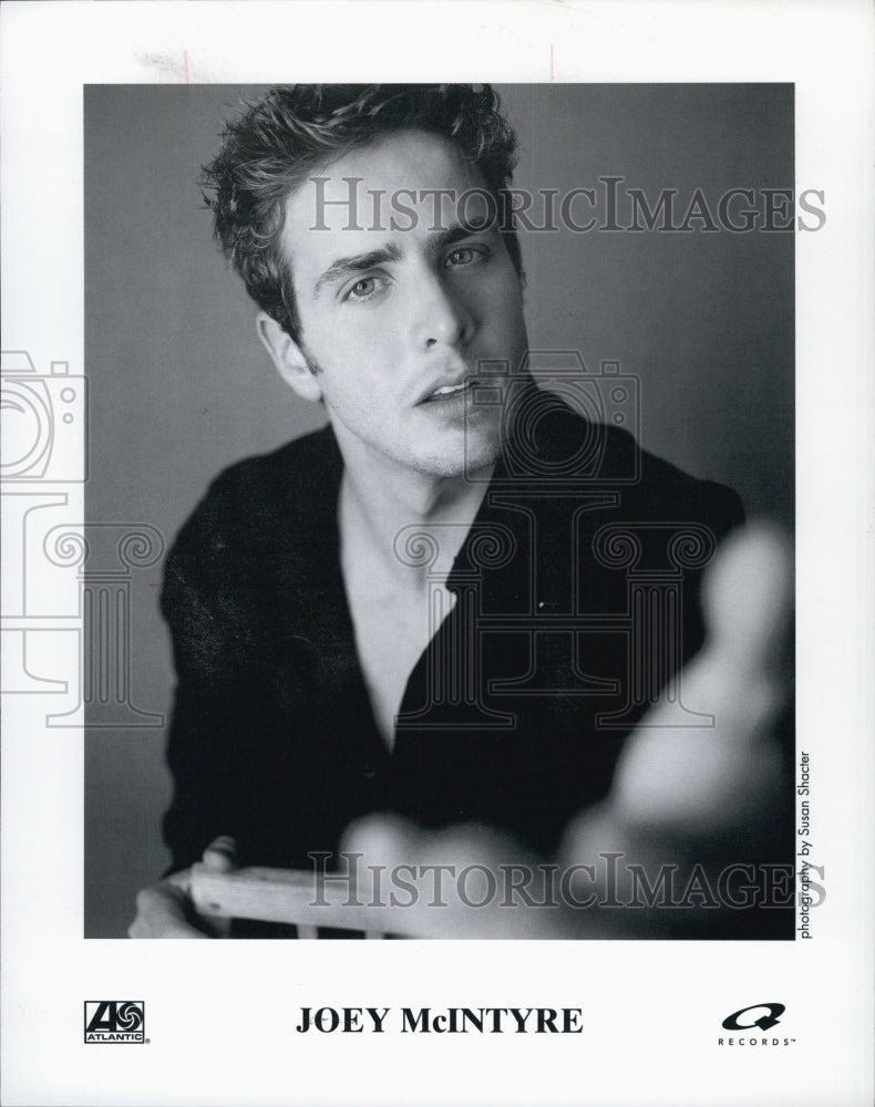 2001 Joey McIntyre-Historic Images