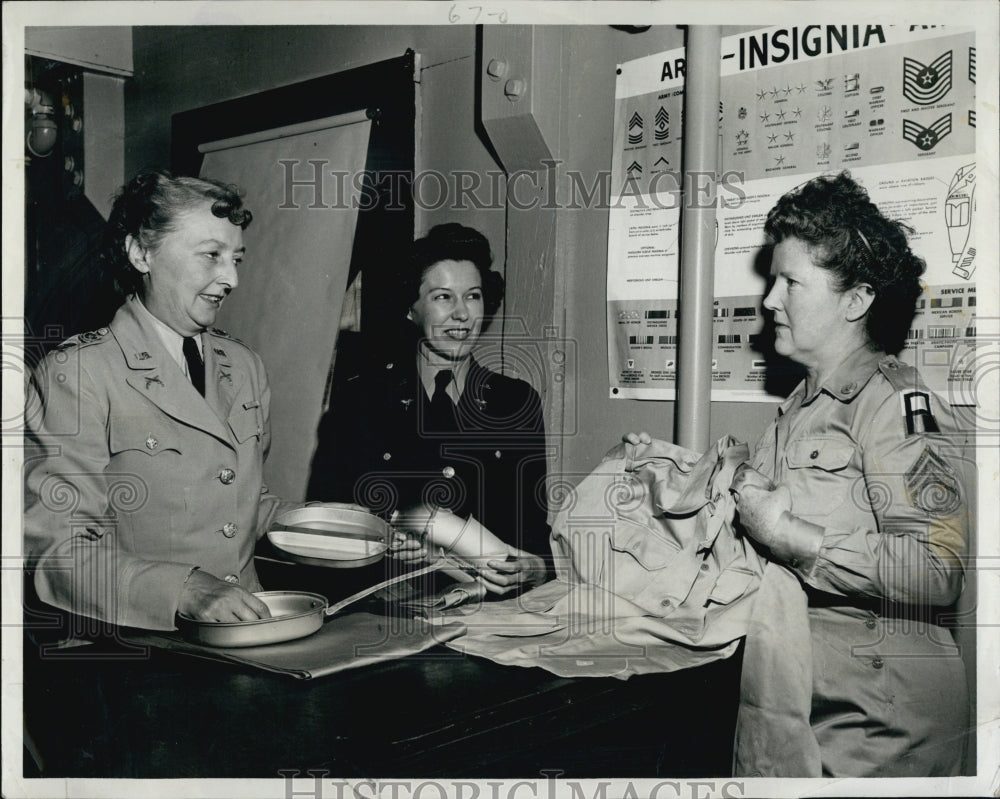 1951 Captain Nina Donahue Women’s Transient Detachment-Historic Images