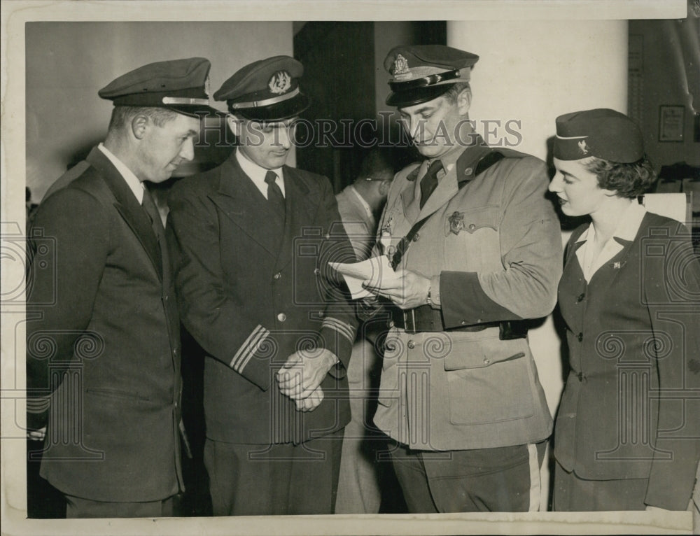 1953 Capt John Slingerland,Co-pilot Geo Monesmith, Phyllis Franklin-Historic Images