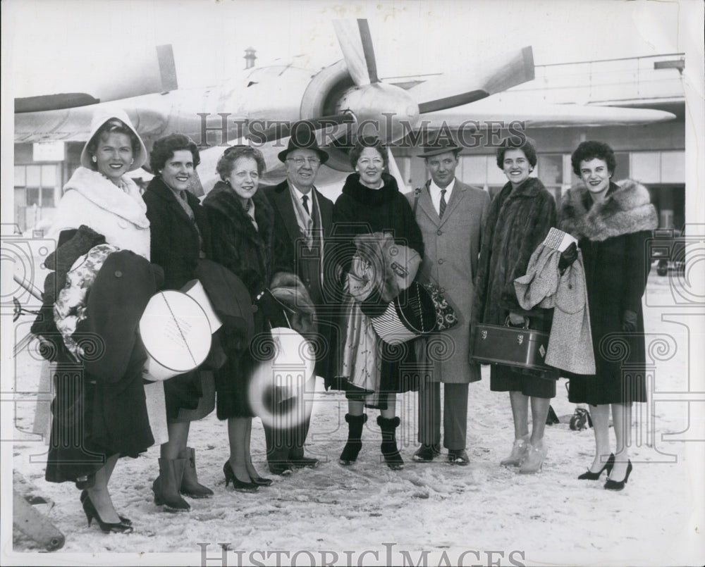 1961 Mrs Chas Burke Jr, Mrs John Devine, Mrs Chas Burke St At Airpor-Historic Images