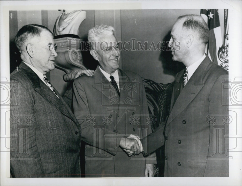 1946 George "Robin" Swift, Sen. Alben Barkley, Sen. Lister Hill-Historic Images