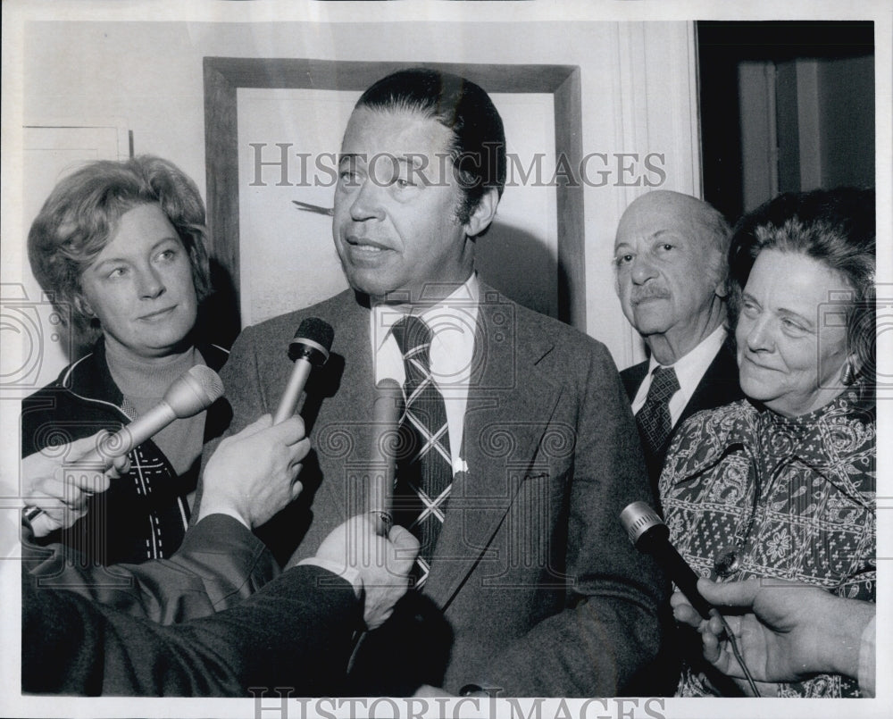 1975 U.S. Sen. ed Brooke,announces GOP Committee selection.-Historic Images