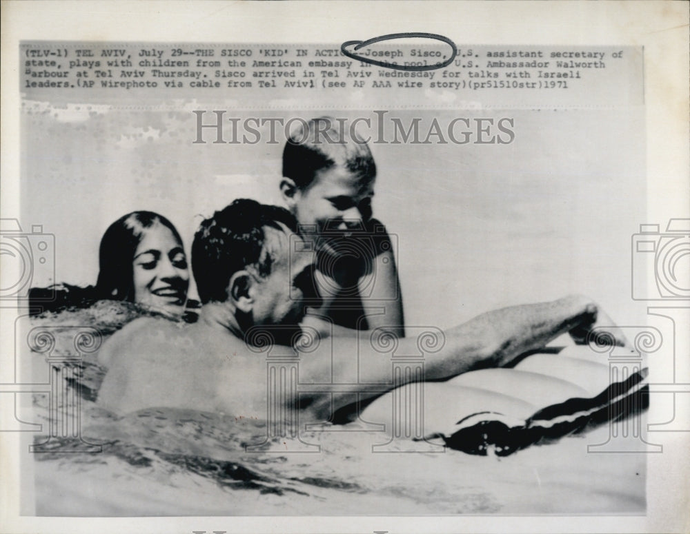 1971 U.S. Asst.Sec of State Joseph Sisco plays his Children.-Historic Images