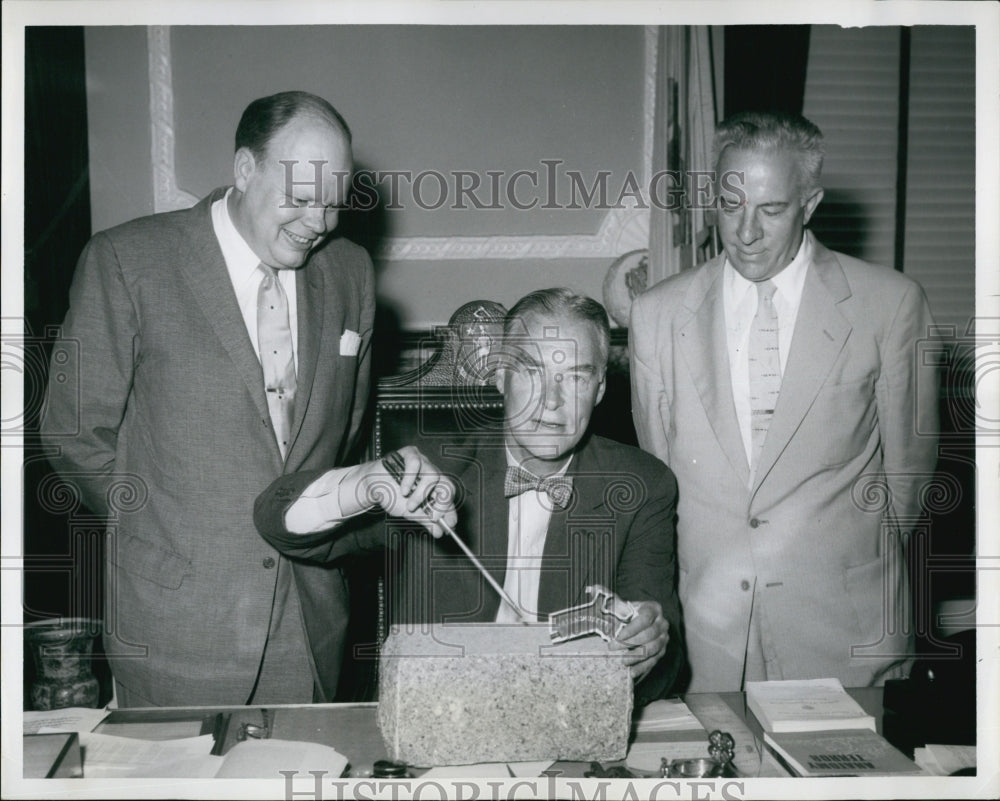 1956 Governor Christian Herter Mass Monument to Honor Polio Victims-Historic Images