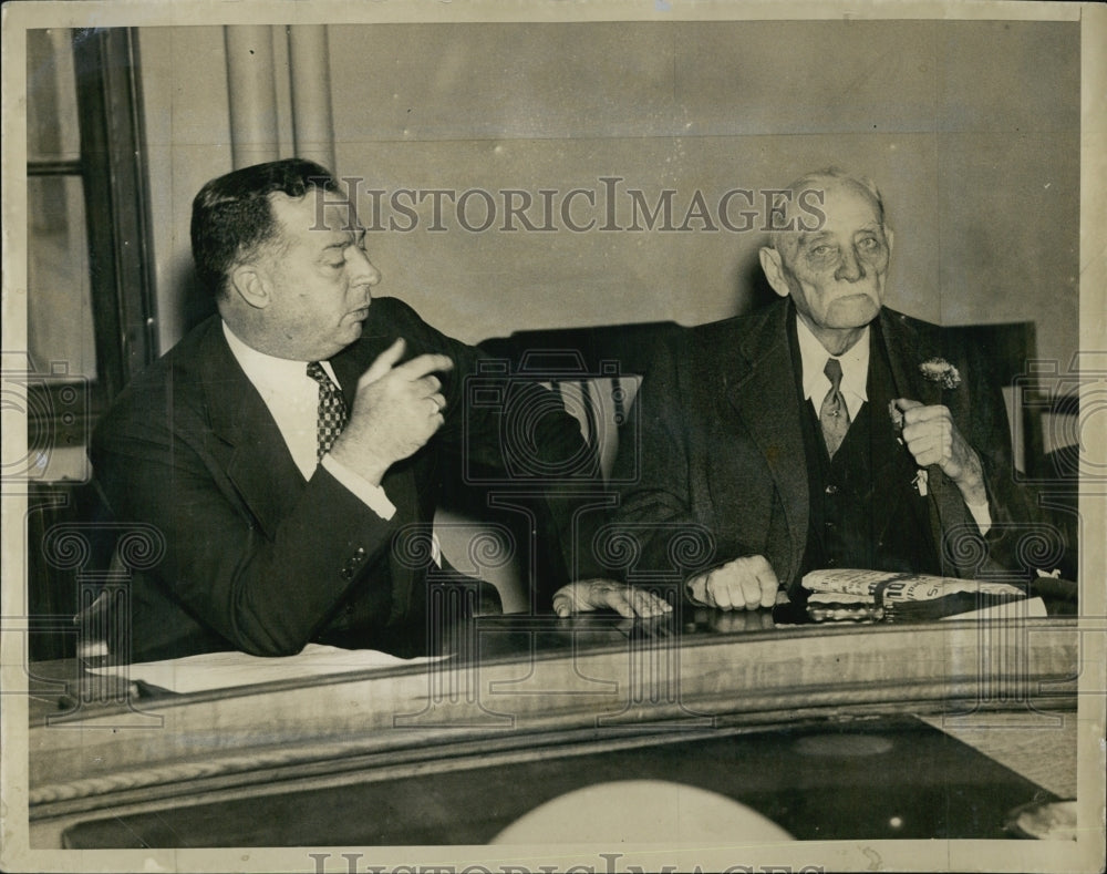 1936 Press Photo Charles McGlue, Politician at State House - Historic Images