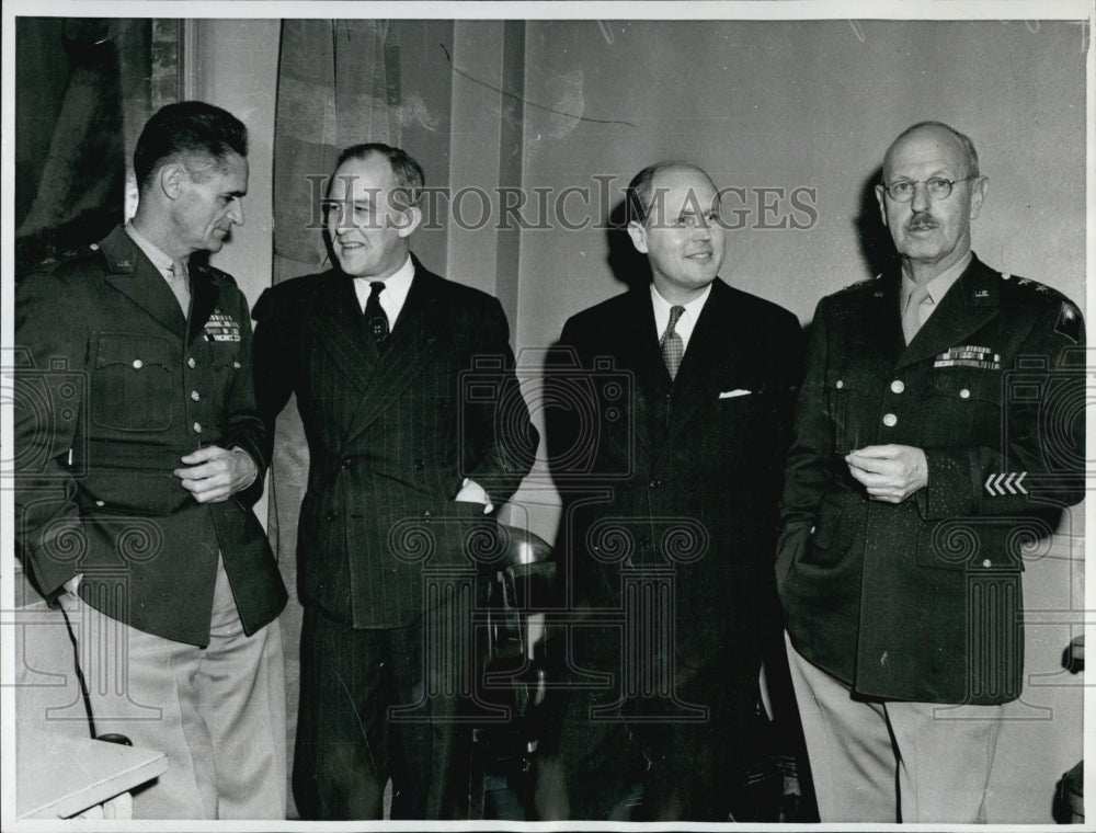 1944 Maj Gen Lynd, Mayor Devin, Gov Lanflie & Major Gen Lewis-Historic Images