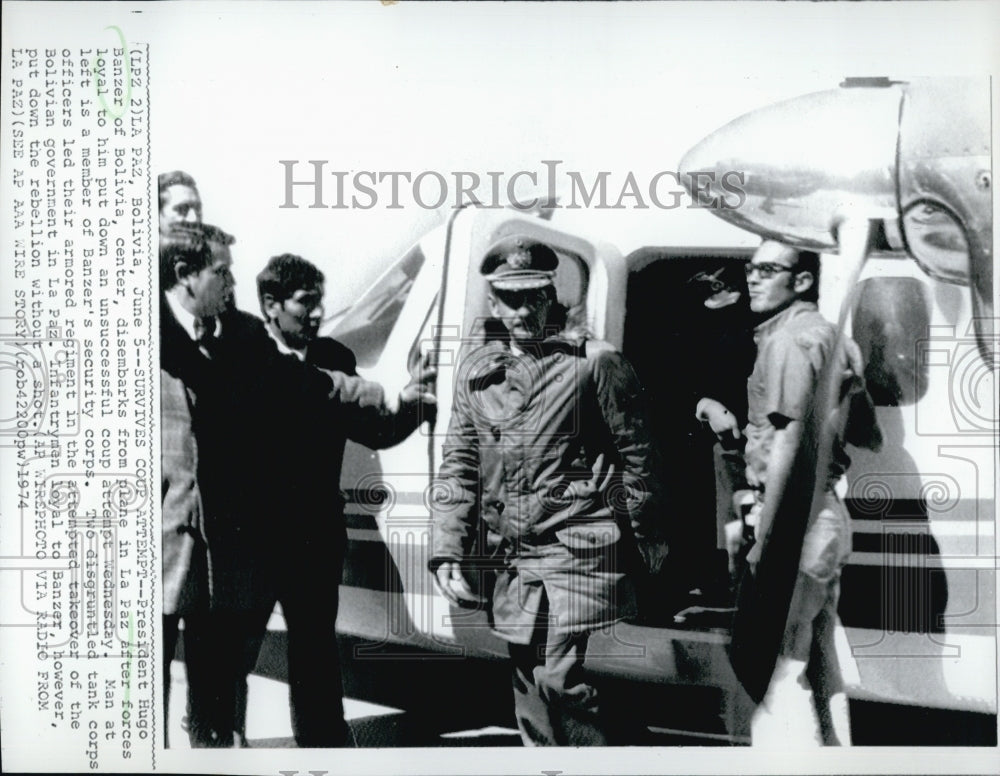 1974 Pres. Hugo Banzer of Bolivia disembarks from plane in La Paz-Historic Images