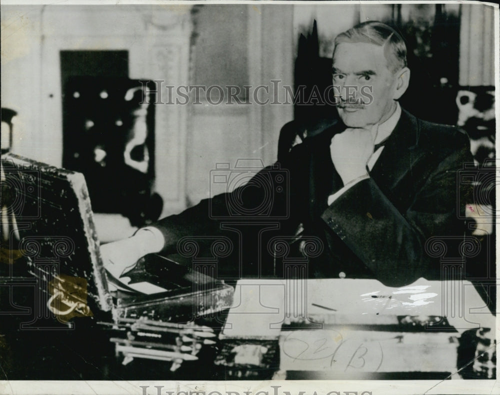 1937 Neville chamberlain, Chancellor of the British Exchequer.-Historic Images