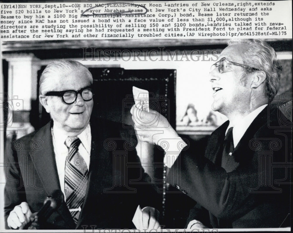 1975 Mayor Moon Landrieo of New Orleans & New York Mayor Beane-Historic Images