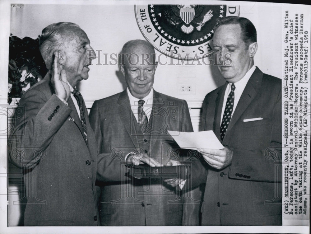 1958 Maj Gen Wilton Persons sworn in as Pres Eisenhower&#39;s Chief Asst-Historic Images