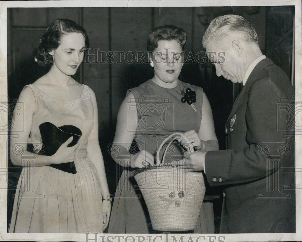 1956 Alice Donnegan & Barbara Masuszak Entering Court Room-Historic Images