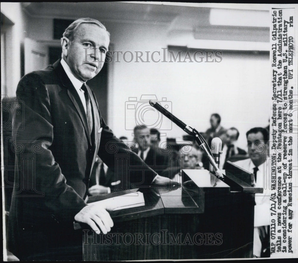 1961 Deputy Defense Sec Roswell Gilpatric news conference that-Historic Images