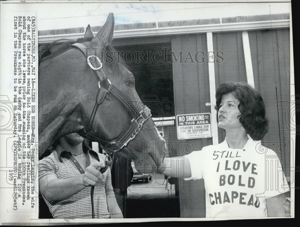 1975 Mrs Tooky Leggio Wife of Part Owner of "Bold Chapeau" Preakness-Historic Images
