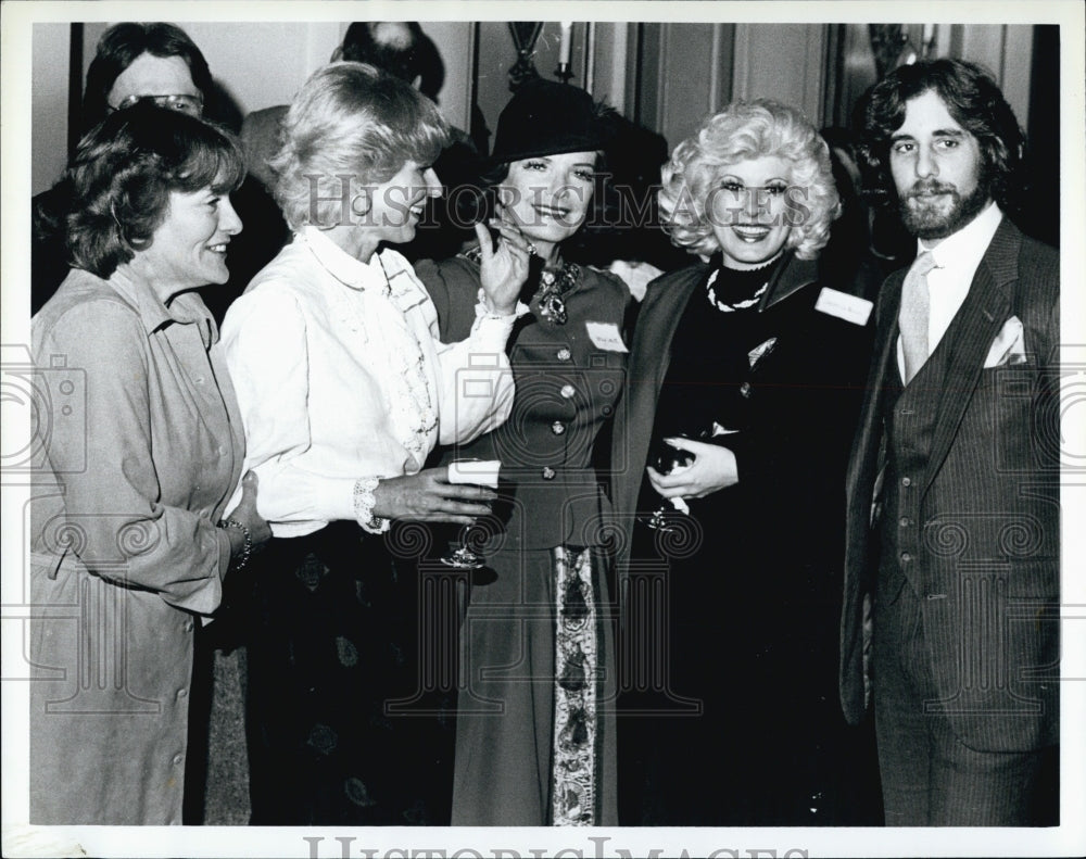 Carol Nasher, Jeanne Muller, Sonja Loew & Caron LeBrun-Historic Images