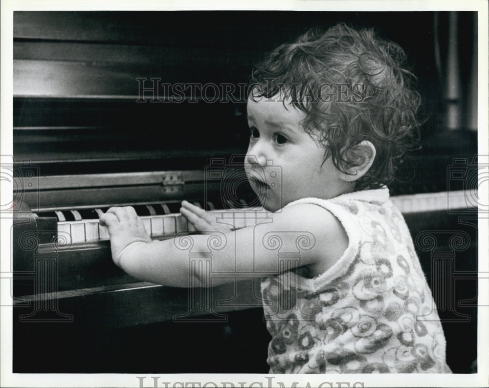 1984 Press Photo Alexey Somyanovov son of Alexis Sakranov Nobel Peace Prize - Historic Images