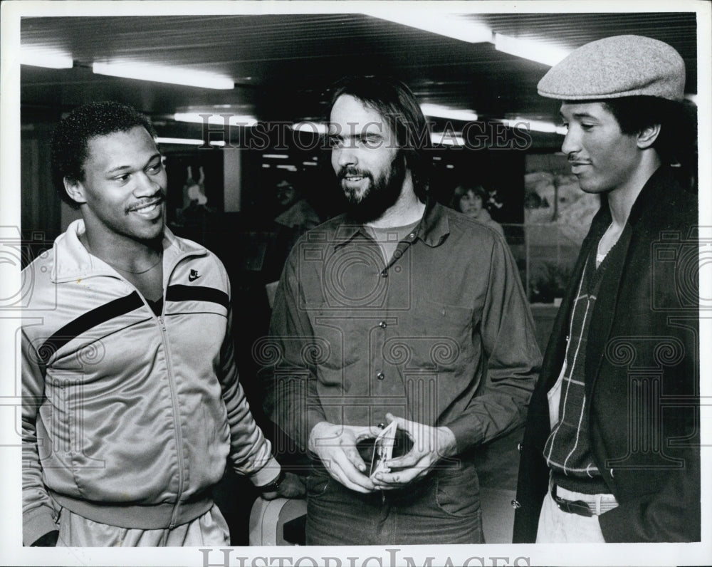 1983 Tony Collins, Roland James Visit John Duckworth at Hospital-Historic Images