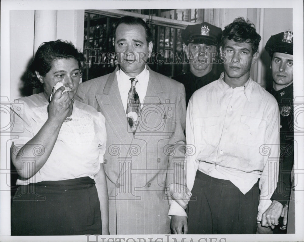 1950 Michael M BOrelli,Stan Openshaw & mom Anna at Police station-Historic Images