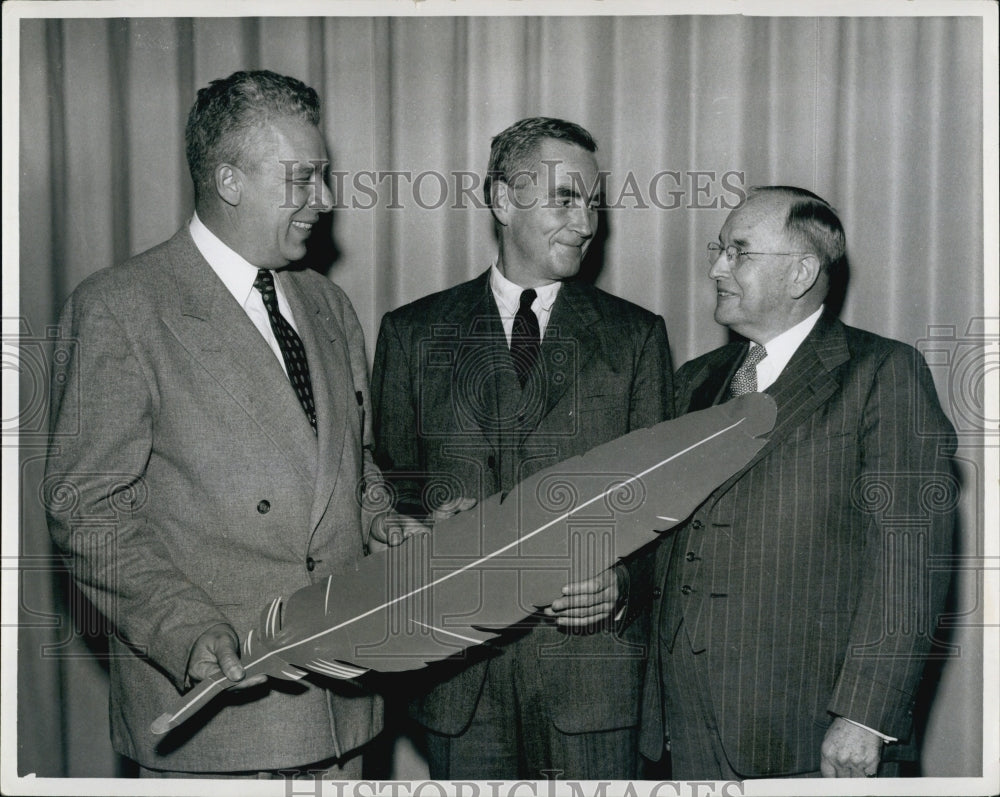 1955 Red Feather Drive William Ohrenberger & Augustin Parker-Historic Images