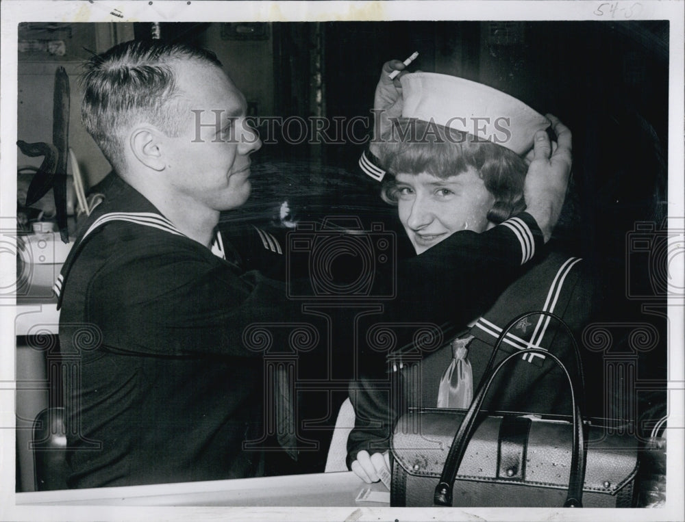 1965 Lewis Oliver &amp; wife Nancy of Cambridge-Historic Images