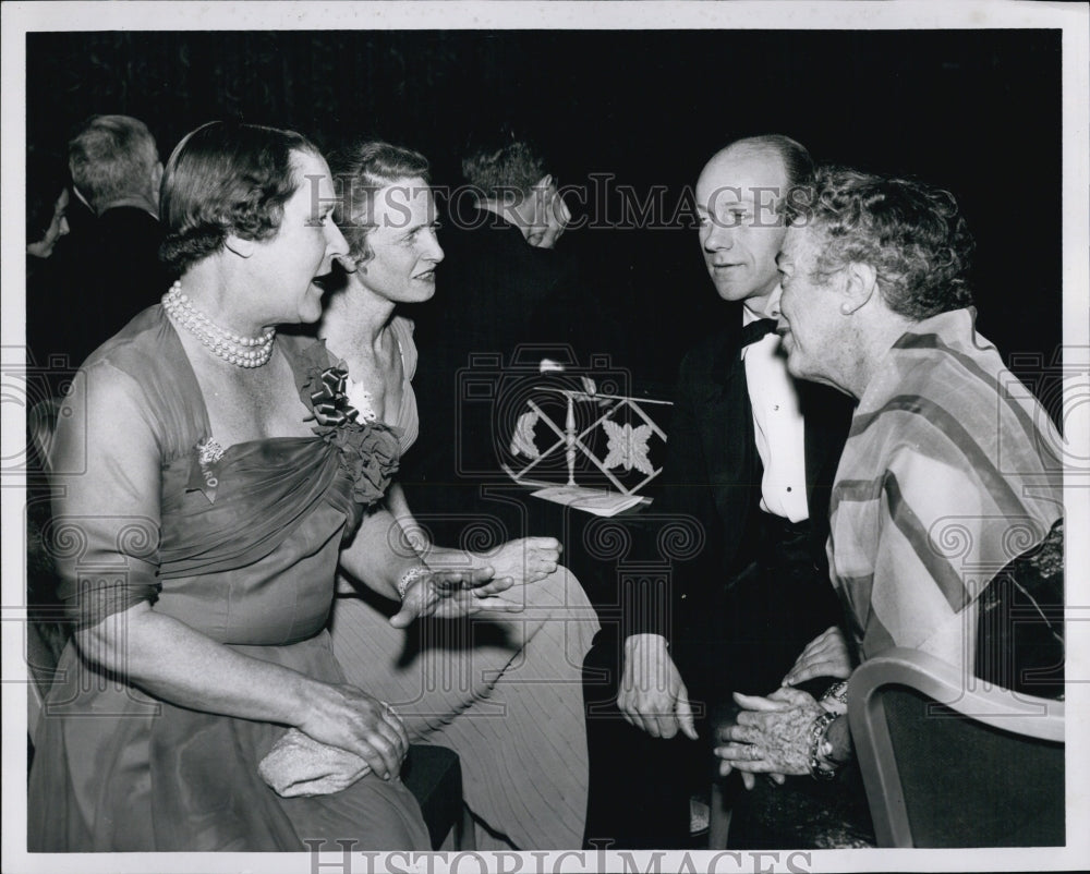 1958 Mrs Edwin Ohl,Mrs Al Norris,Robert Neiley,Mrs Gordon Allen-Historic Images