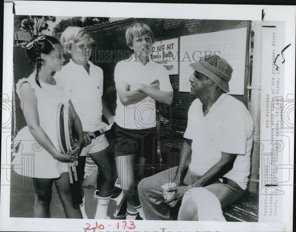 1977 Press Photo Pancho Segura - Historic Images